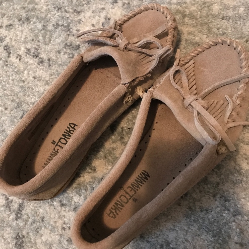 Minnetonka moccasins, light grey